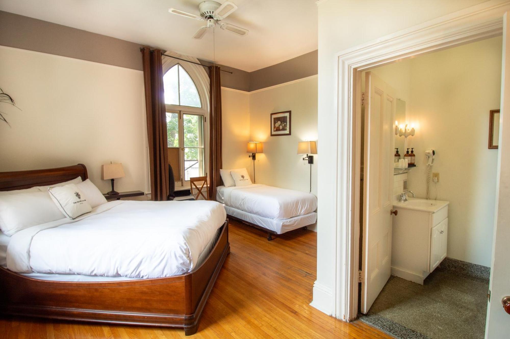 Hochelaga Inn Kingston Pokoj fotografie